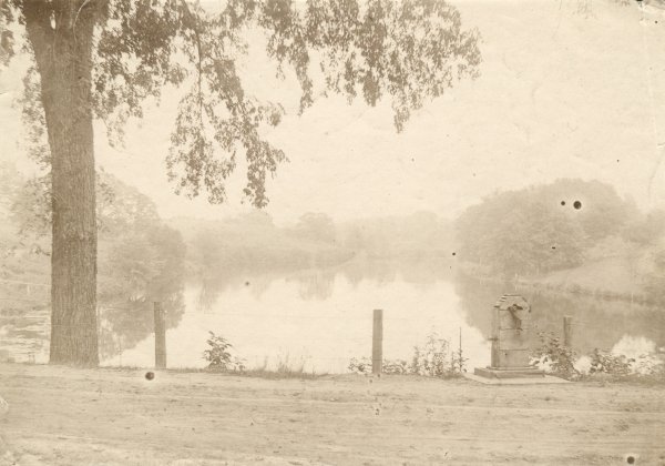 Dobsonville Pond and the Pump